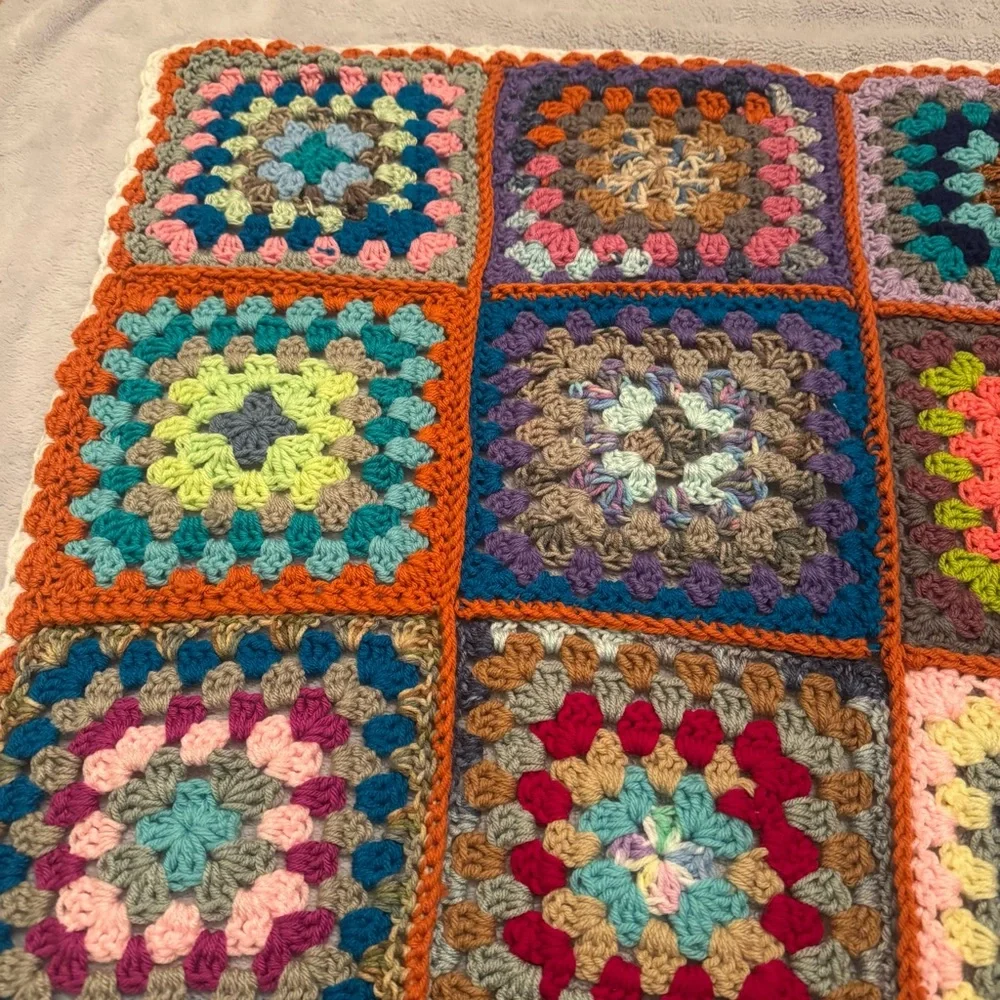 Handmade Crochet Granny‎ Square Blanket 28 Inch Boho Vintage Style Afghan